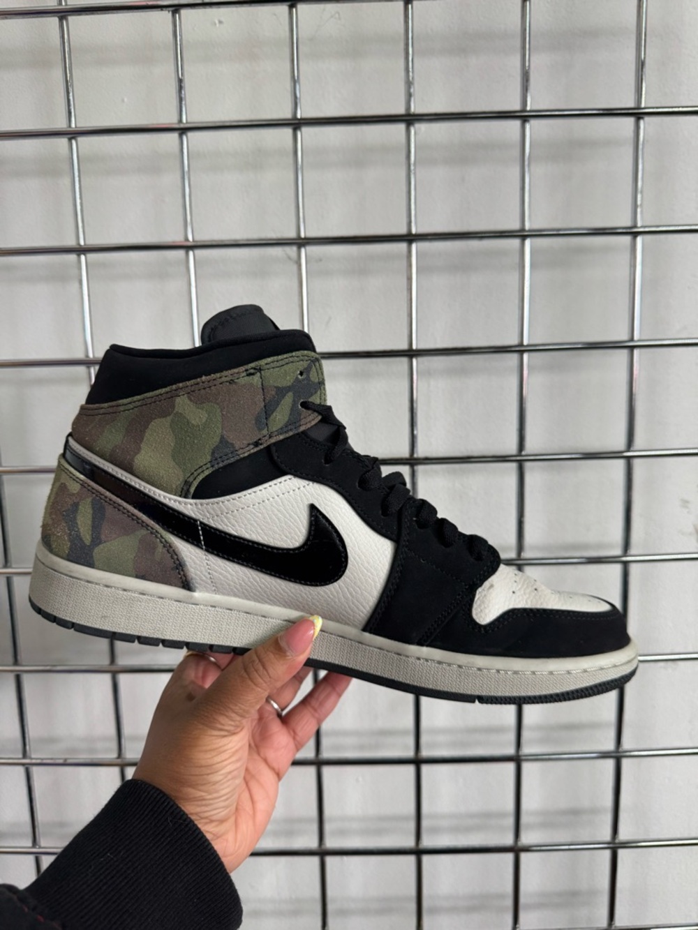Nike Air Jordan 1‎ Mid SE Light Bone Black Camo Men's Size 13 | CW5490-001 Used